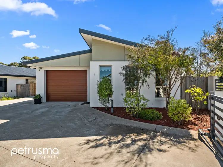 1/62 Burwood Drive, Blackmans Bay TAS 7052