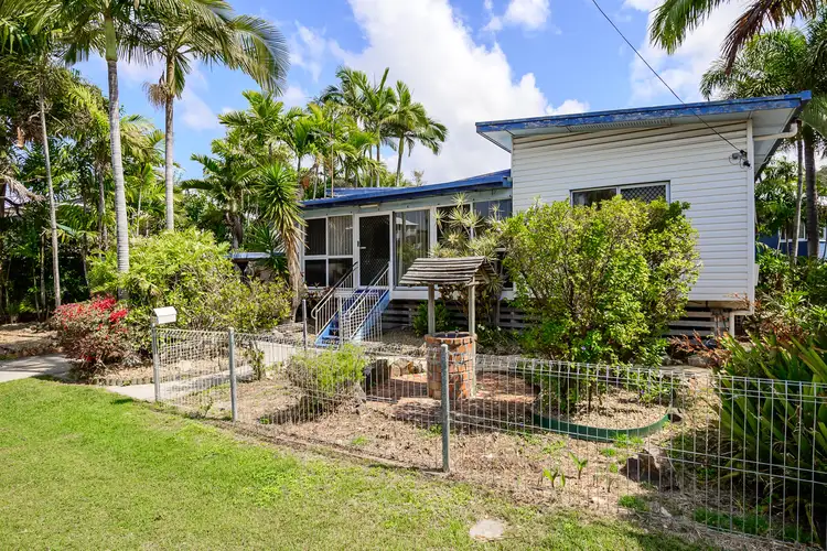 215 Oaka Street, South Gladstone QLD 4680