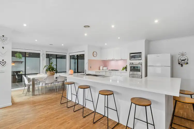 36 Brumbys Road, Carrum Downs VIC 3201