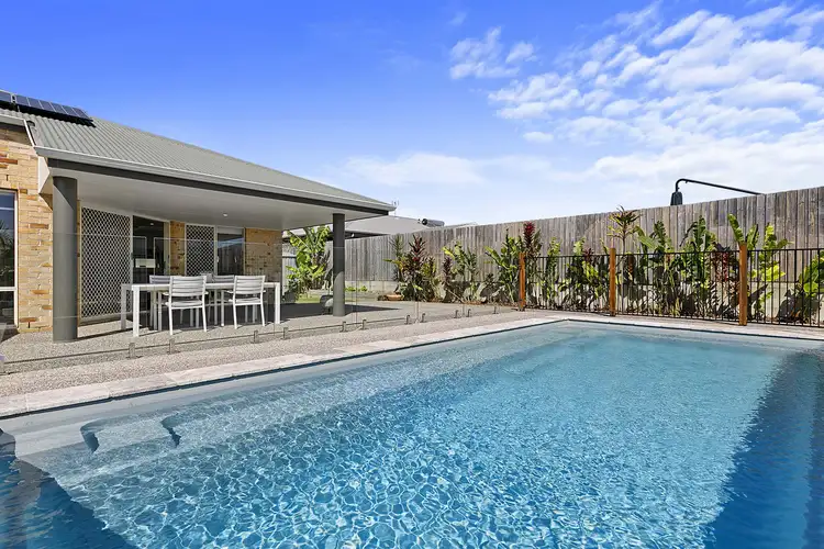14/2 Surrey Court, Kawungan QLD 4655