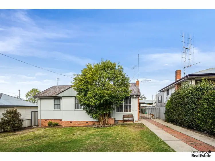 6 Alfred Street, South Bathurst NSW 2795