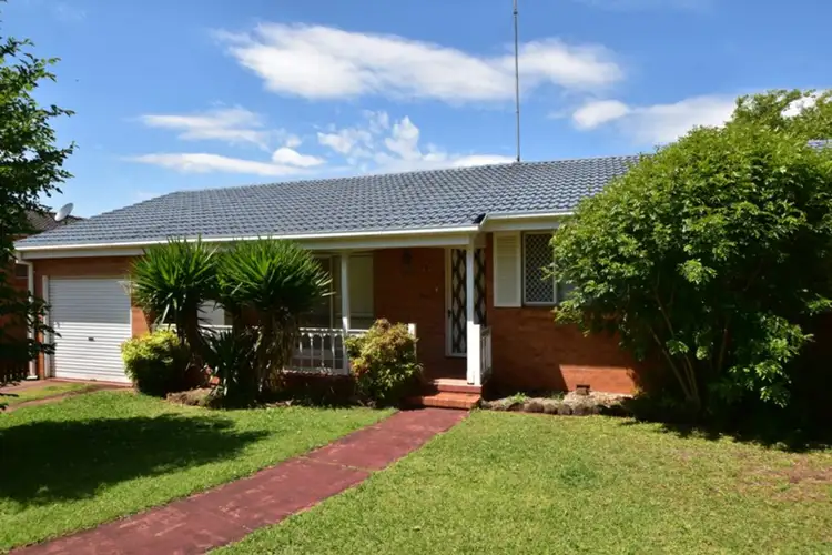 70 Debra Street, Centenary Heights QLD 4350