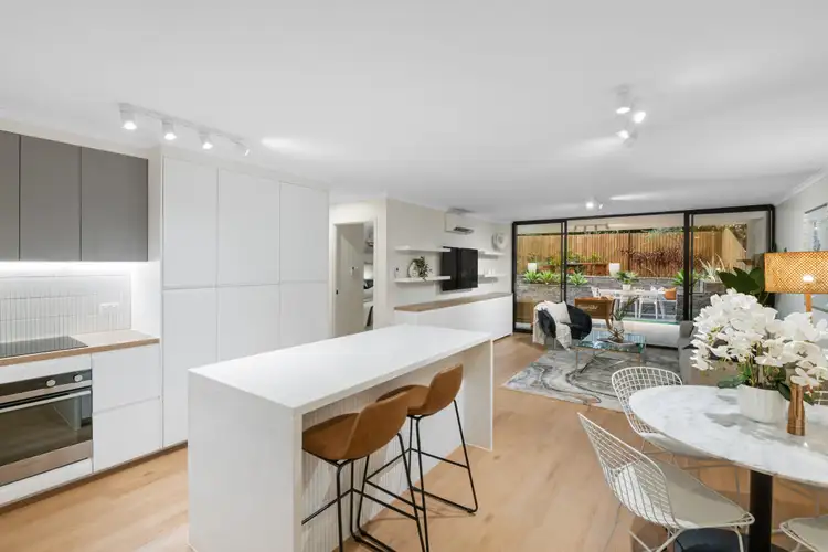 Third view of Homely unit listing, 1/18 Kennington Road, Camp Hill QLD 4152