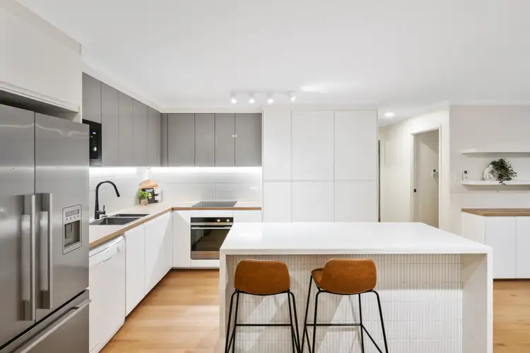 Fifth view of Homely unit listing, 1/18 Kennington Road, Camp Hill QLD 4152