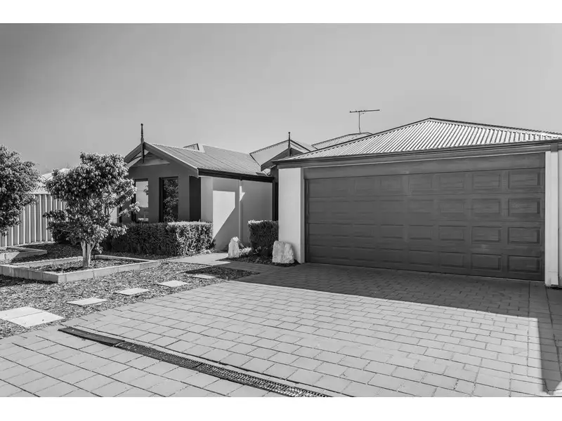 Main view of Homely house listing, 3 Tintagel Loop, Orelia WA 6167
