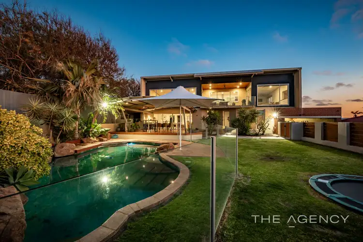 8 Bluewater Close, Drummond Cove WA 6532