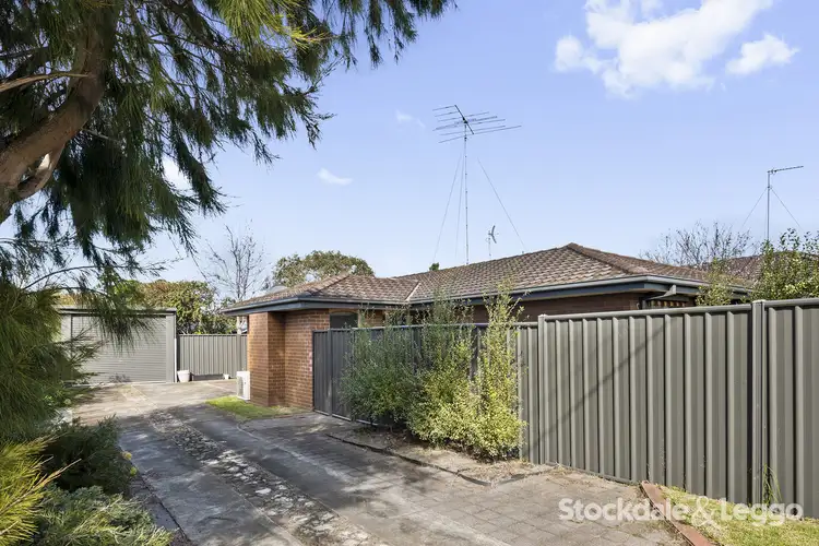 33 Pioneer Road, Grovedale VIC 3216