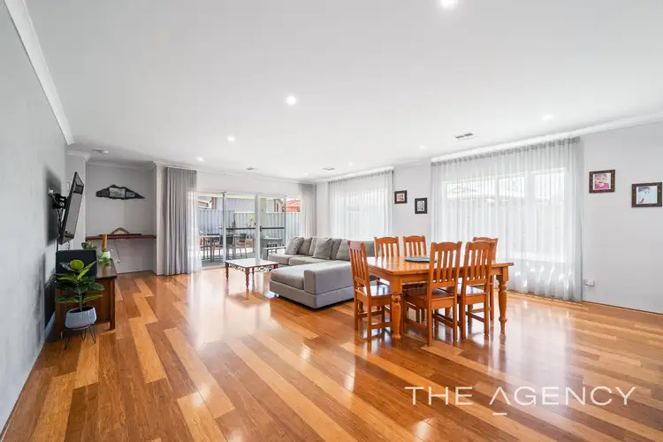 Seventh view of Homely house listing, 8 Marlowe Place, Lake Coogee WA 6166