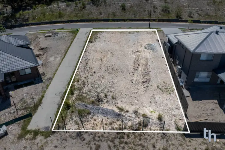 61 Estelville Circuit, Cameron Park NSW 2285