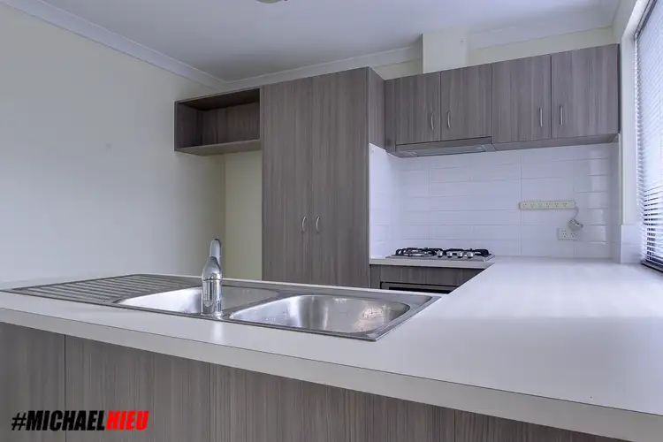 1/214 Wharf Street, Queens Park WA 6107
