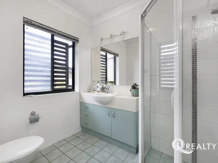 Sixth view of Homely unit listing, 147 Riding Road, Hawthorne QLD 4171