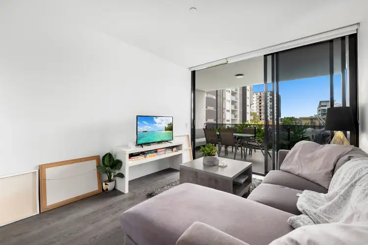 Fifth view of Homely apartment listing, 206/28 Wolseley Street, Woolloongabba QLD 4102