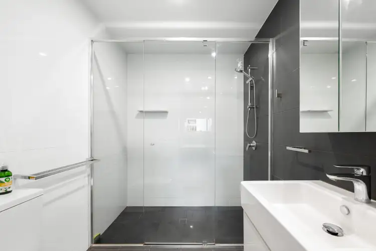 Sixth view of Homely apartment listing, 206/28 Wolseley Street, Woolloongabba QLD 4102