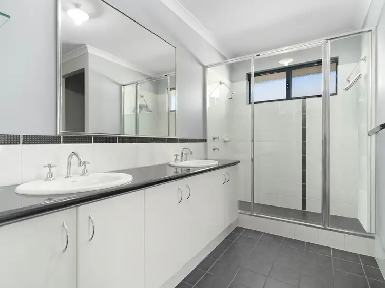 Sixth view of Homely house listing, 8 Tribute Vista, Baldivis WA 6171