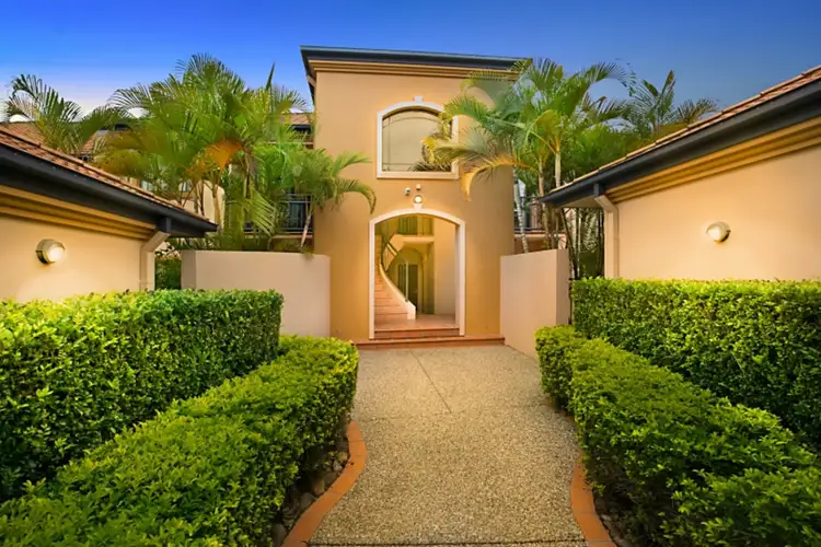 108/85 Palm Meadows Drive, Carrara QLD 4211