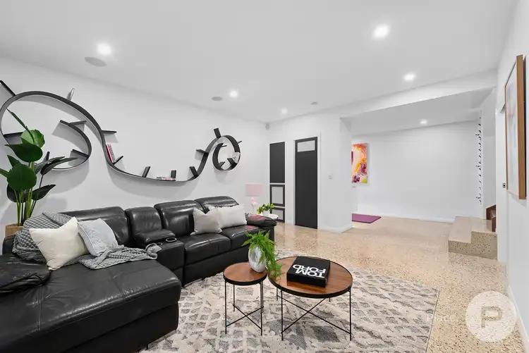 Fourth view of Homely house listing, 152 McIlwraith Avenue, Norman Park QLD 4170