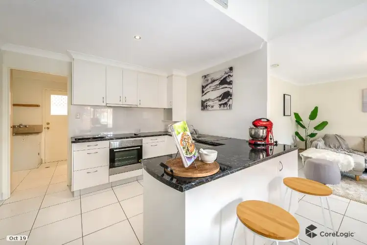 25/172 Barrier Reef Drive, Mermaid Waters QLD 4218