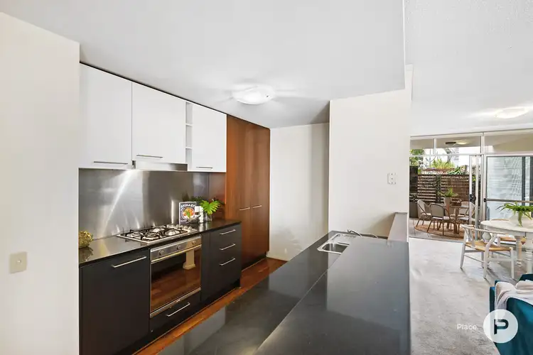 Sixth view of Homely unit listing, 6/18 Ferry Lane, Bulimba QLD 4171