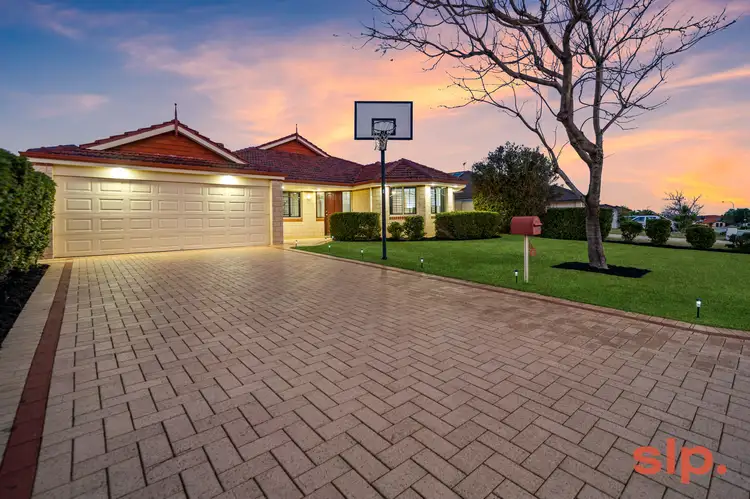 11 Keanefield Drive, Carramar WA 6031
