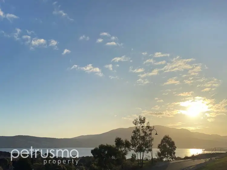 27 Vienne Drive, Howrah TAS 7018
