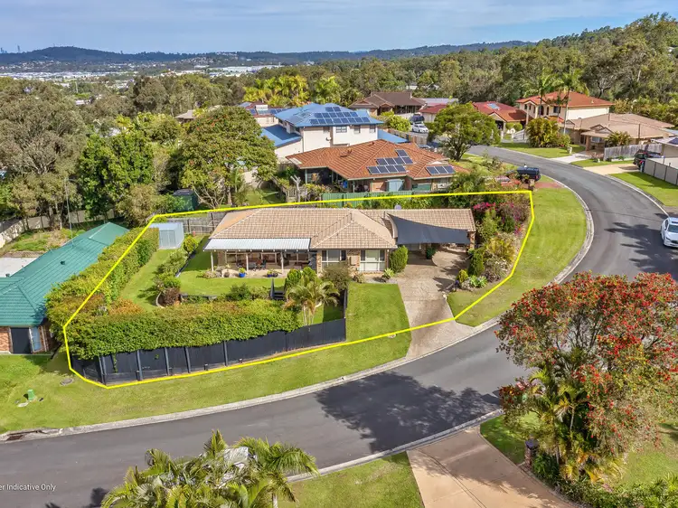 8 Dalby Court, Helensvale QLD 4212