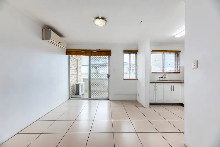 Fifth view of Homely unit listing, 5/95 Cornwall Street,, Annerley QLD 4103