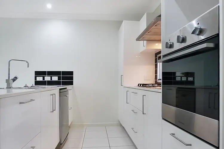 Fifth view of Homely unit listing, 1/20 Harmony Drive, Clinton QLD 4680