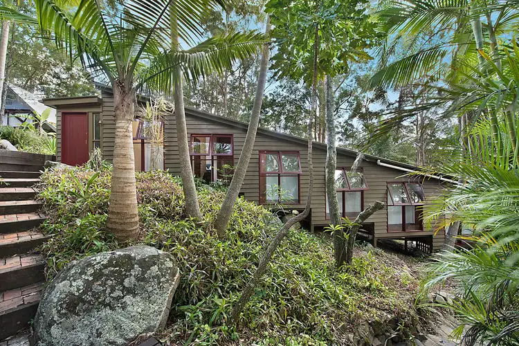 15 Benson Road, Mount Nebo QLD 4520