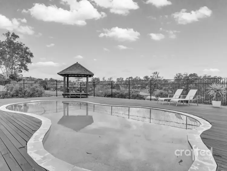 136 John Collins Drive, Mundoolun QLD 4285