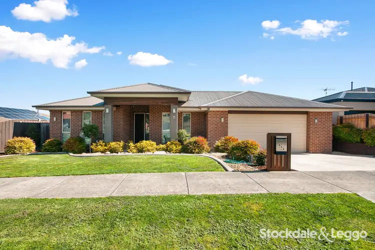 8 Winston Drive, Churchill VIC 3842