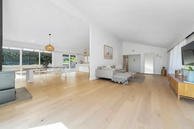 Sixth view of Homely house listing, 4 Livingstone Court, Mount Eliza VIC 3930