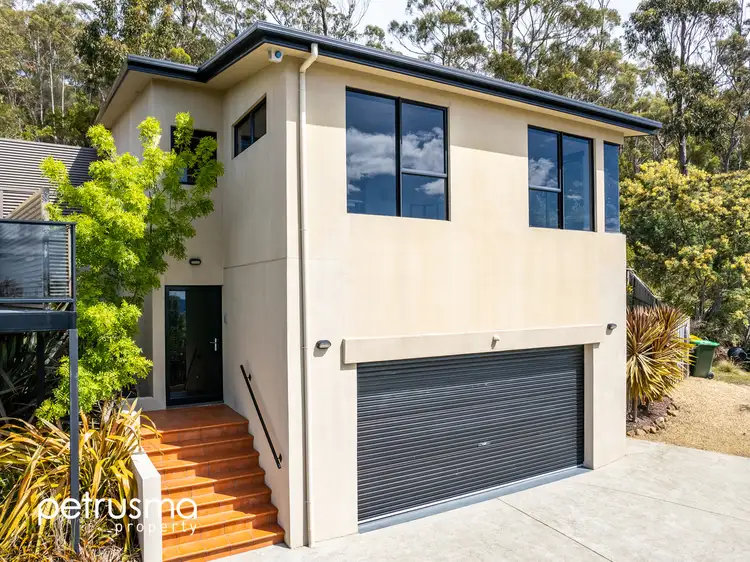 2/18 Woodcutters Road, Tolmans Hill TAS 7007