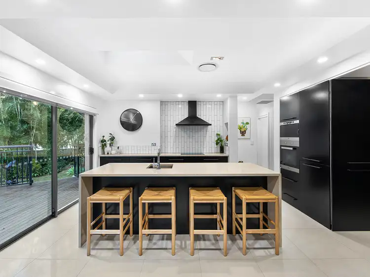 Fifth view of Homely house listing, 2 Forrest Court, Mount Ommaney QLD 4074
