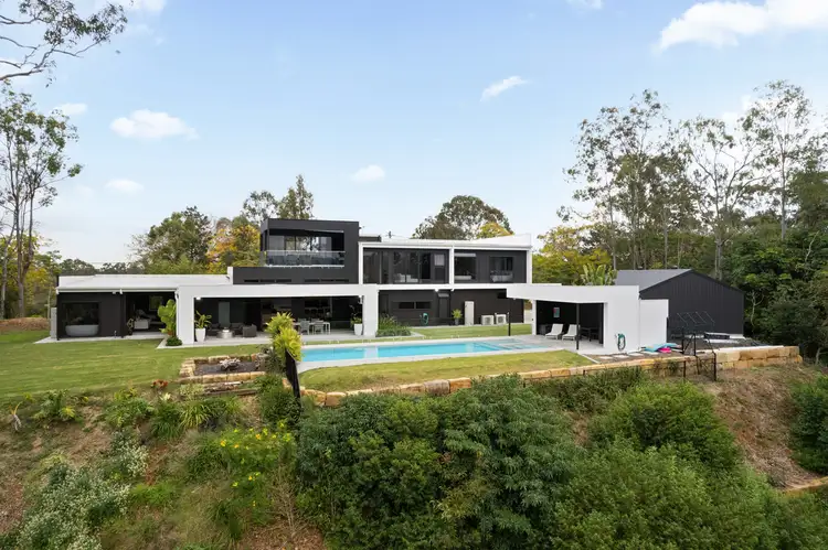 42 Woodfield Road, Pullenvale QLD 4069