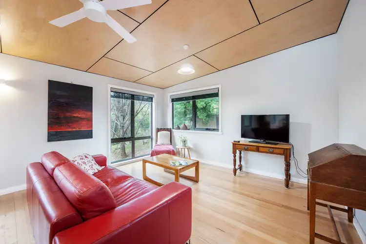 Fifth view of Homely house listing, 10 Hobbs Close, Yackandandah VIC 3749
