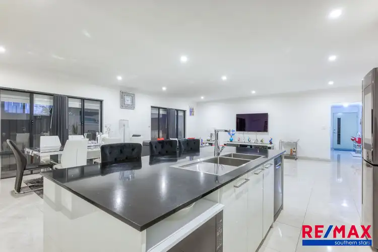 Sixth view of Homely house listing, 29 Cadaga Way, Piara Waters WA 6112