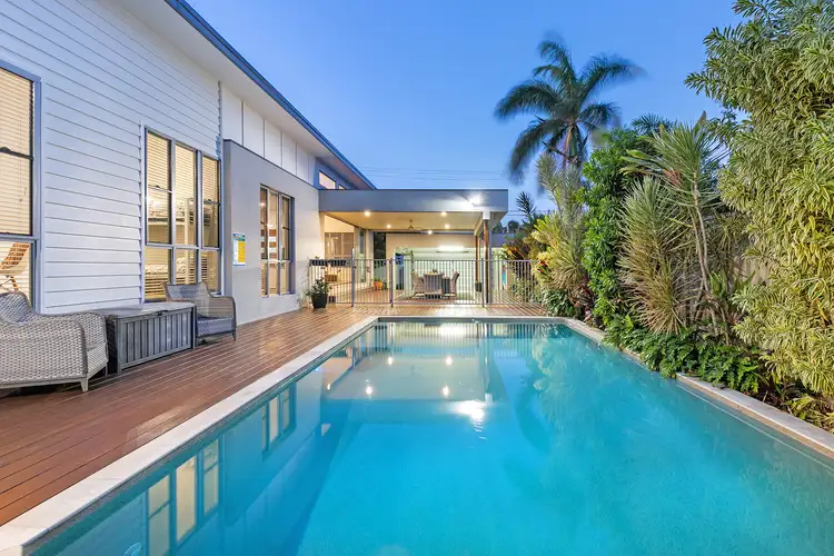 58 Poinciana Boulevard, Broadbeach Waters QLD 4218