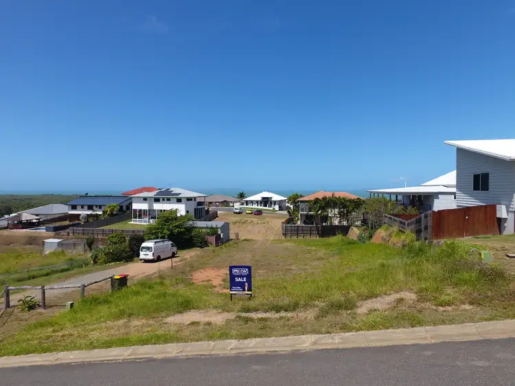 20 Mana Avenue, Pacific Heights QLD 4703