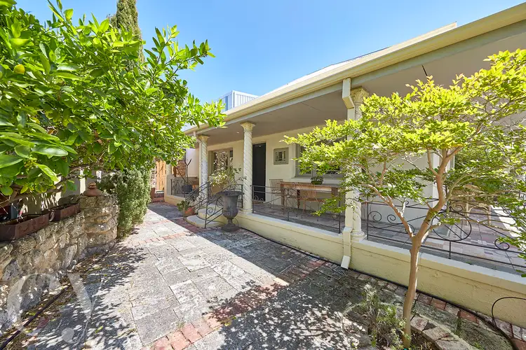 3 Barnett Street, Fremantle WA 6160