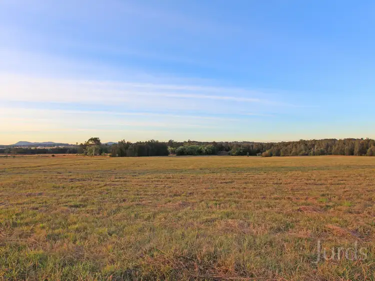 2A Nelson Street, Greta NSW 2334