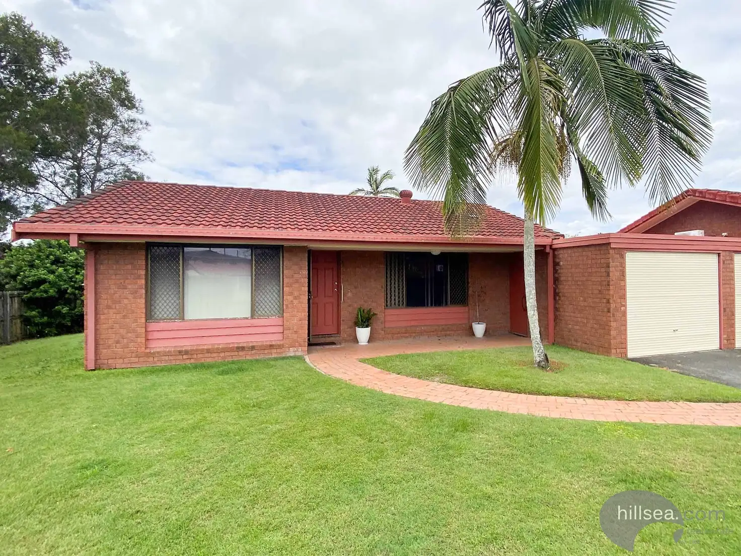 Main view of Homely semi-detached listing, 9/31 Thrush Avenue, Paradise Point QLD 4216