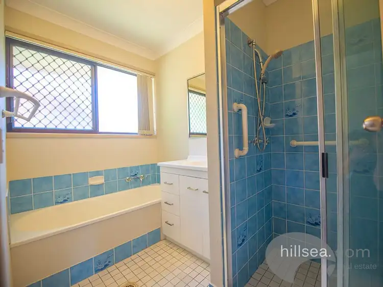 Sixth view of Homely semi-detached listing, 9/31 Thrush Avenue, Paradise Point QLD 4216