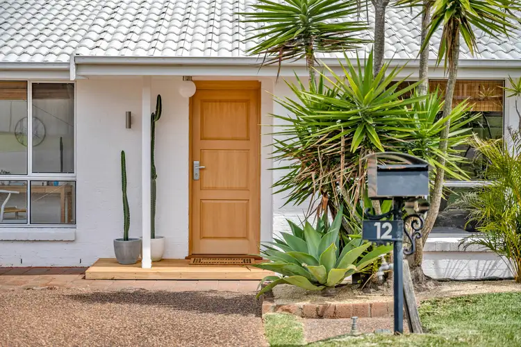 12 Arlington Street, Belmont North NSW 2280