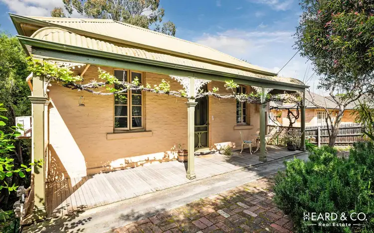 15 Carpenter Street, Quarry Hill VIC 3550
