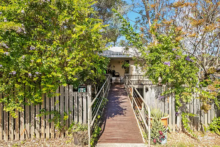 Second view of Homely house listing, 6 Barracuda Avenue, Lammermoor QLD 4703
