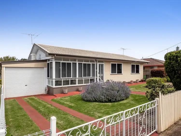 4 Fitzpatrick Street, Wilsonton Heights QLD 4350
