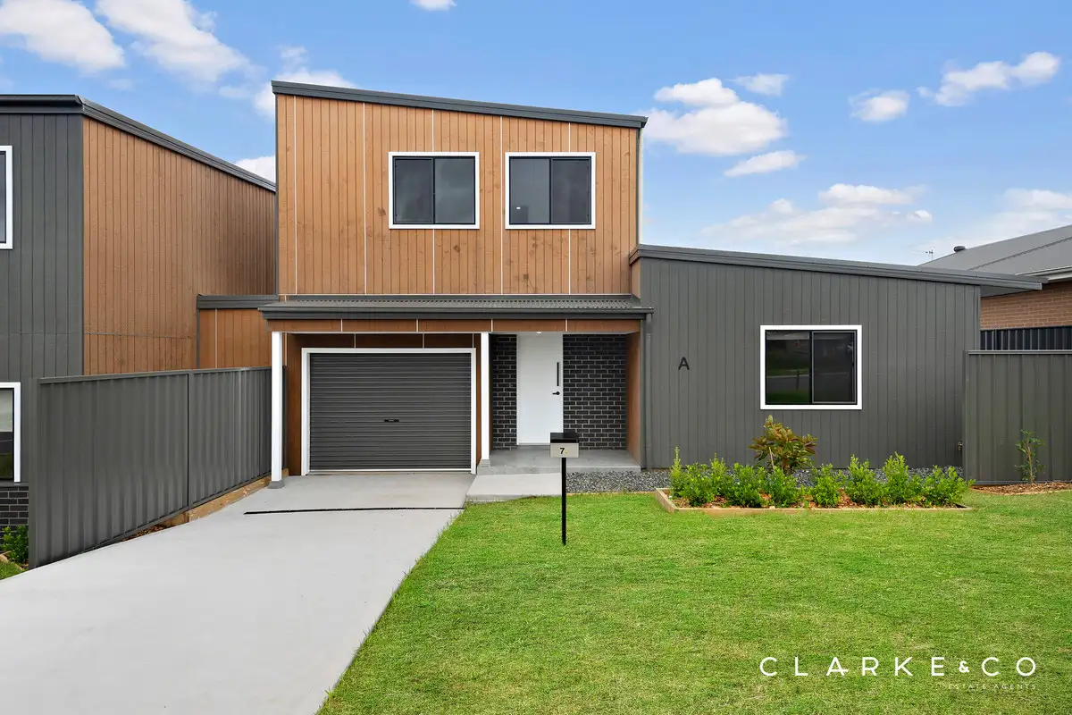 Main view of Homely house listing, 35 Mapplewell Circuit, Farley NSW 2320