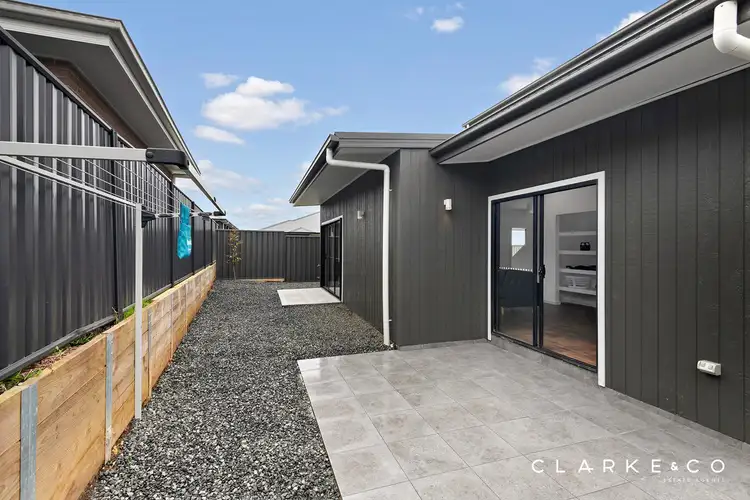 Fourth view of Homely house listing, 35 Mapplewell Circuit, Farley NSW 2320