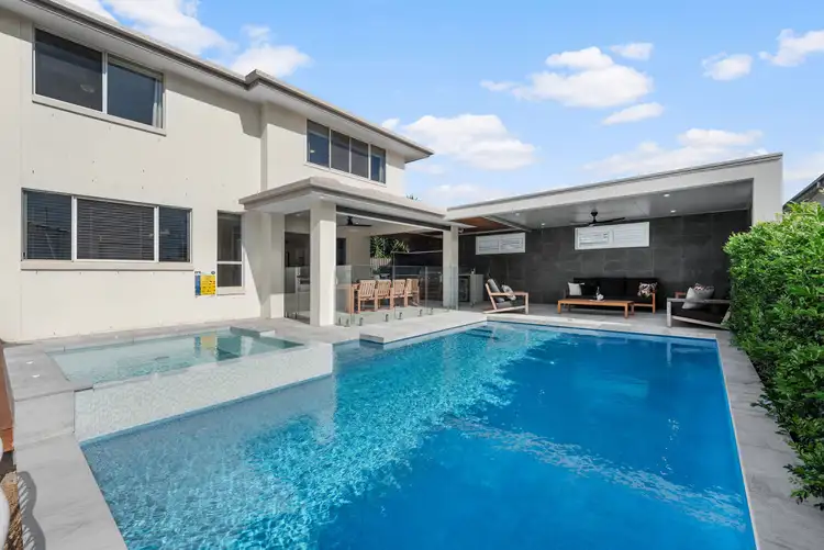 Second view of Homely house listing, 19 Westbury Place, Carindale QLD 4152