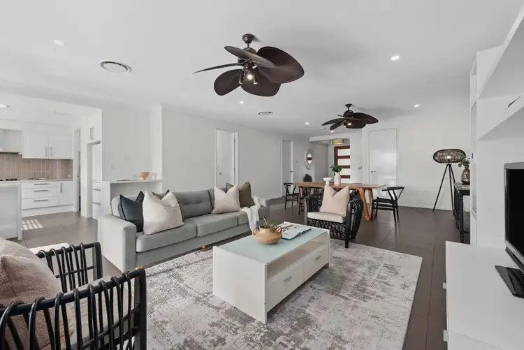 Sixth view of Homely house listing, 19 Westbury Place, Carindale QLD 4152